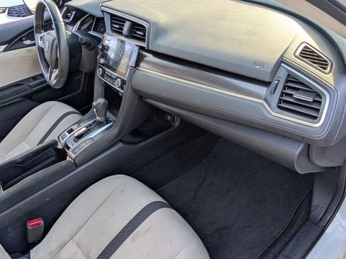 Used 2019 Honda Civic EX image 15
