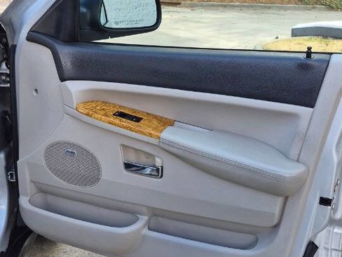 Used 2009 Jeep Grand Cherokee Limited image 75