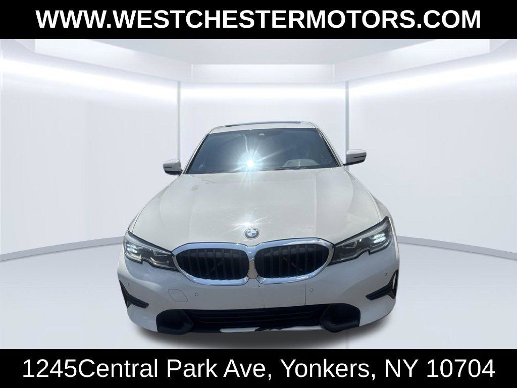 Used 2021 BMW 330i Sedan w/ Convenience Package RWD image 2
