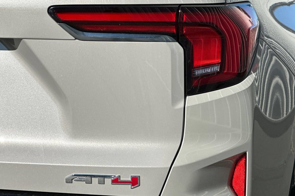 New 2026 GMC Terrain AT4 w/ Convenience Package III AWD/4WD image 28
