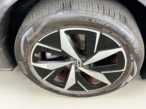 Used 2023 Volkswagen ID.4 Pro S AWD/4WD image 11