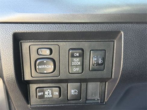Certified 2020 Toyota Tundra SR5 image 20