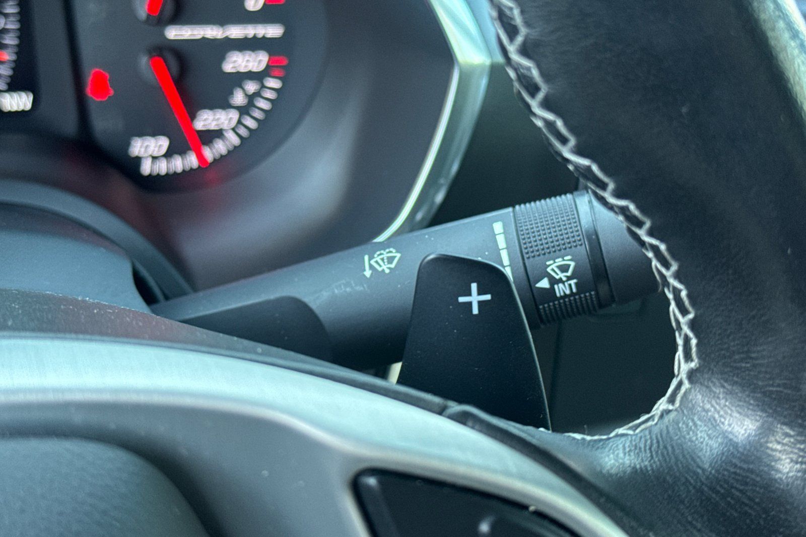 Used 2017 Chevrolet Corvette Stingray Coupe RWD image 37
