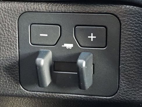 Used 2026 Toyota Sequoia Limited image 9