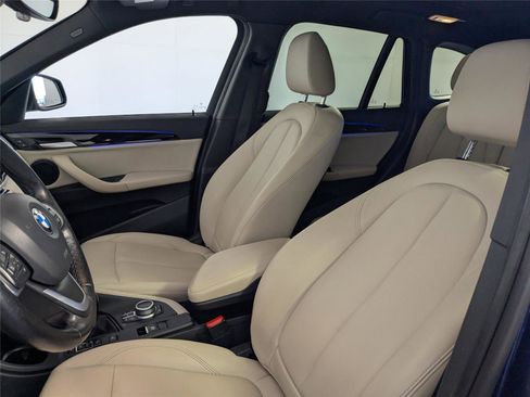 Used 2021 BMW X1 xDrive28i w/ Convenience Package image 11