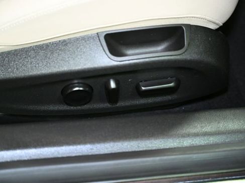 Used 2016 Buick Cascada Premium image 55