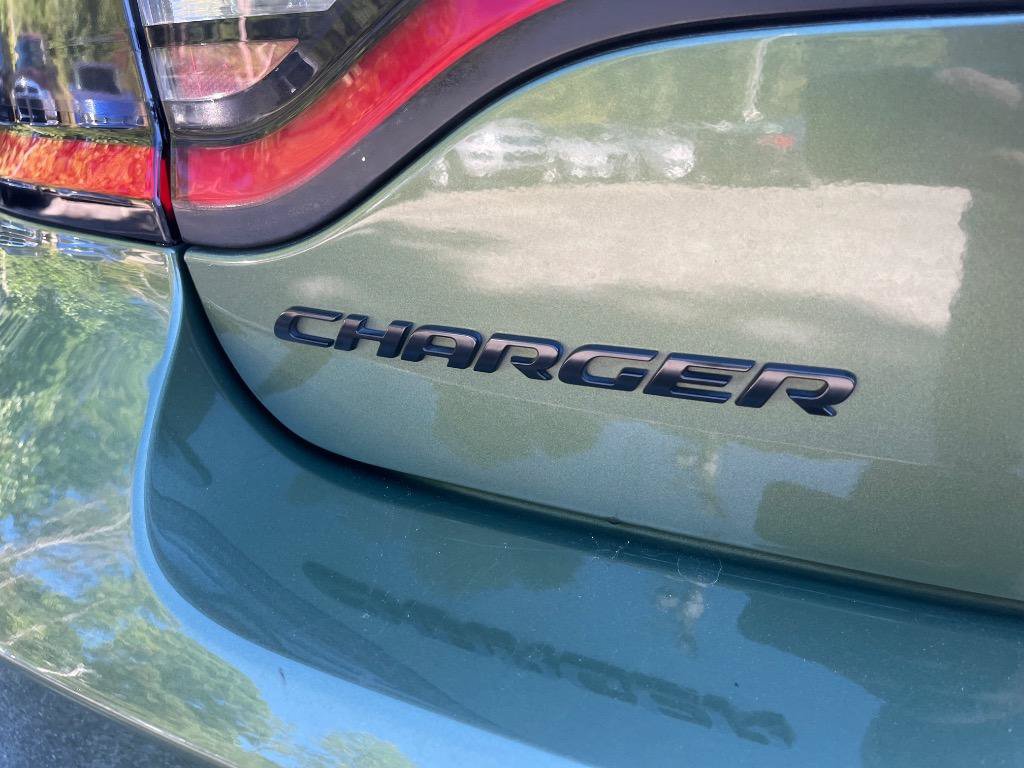 Used 2020 Dodge Charger R/T w/ Blacktop Package RWD image 9