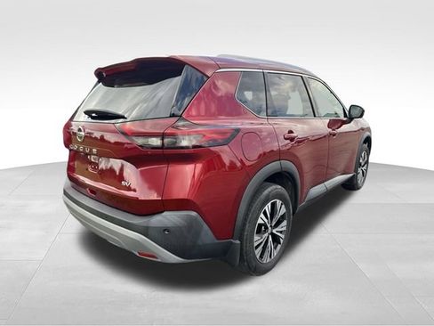 Used 2021 Nissan Rogue SV FWD image 3