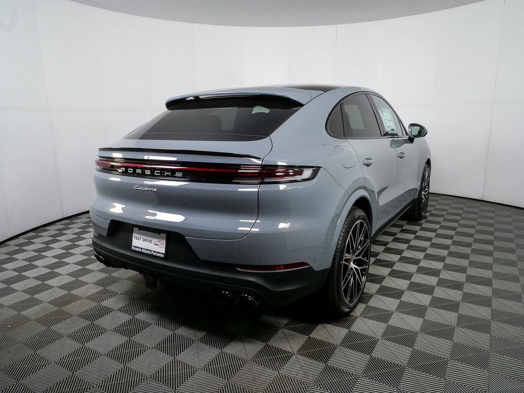 Used 2026 Porsche Cayenne Coupe AWD/4WD image 32