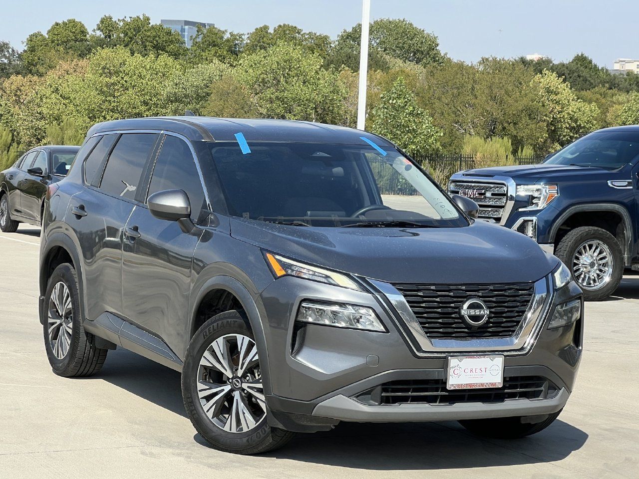 Used 2023 Nissan Rogue SV FWD image 1