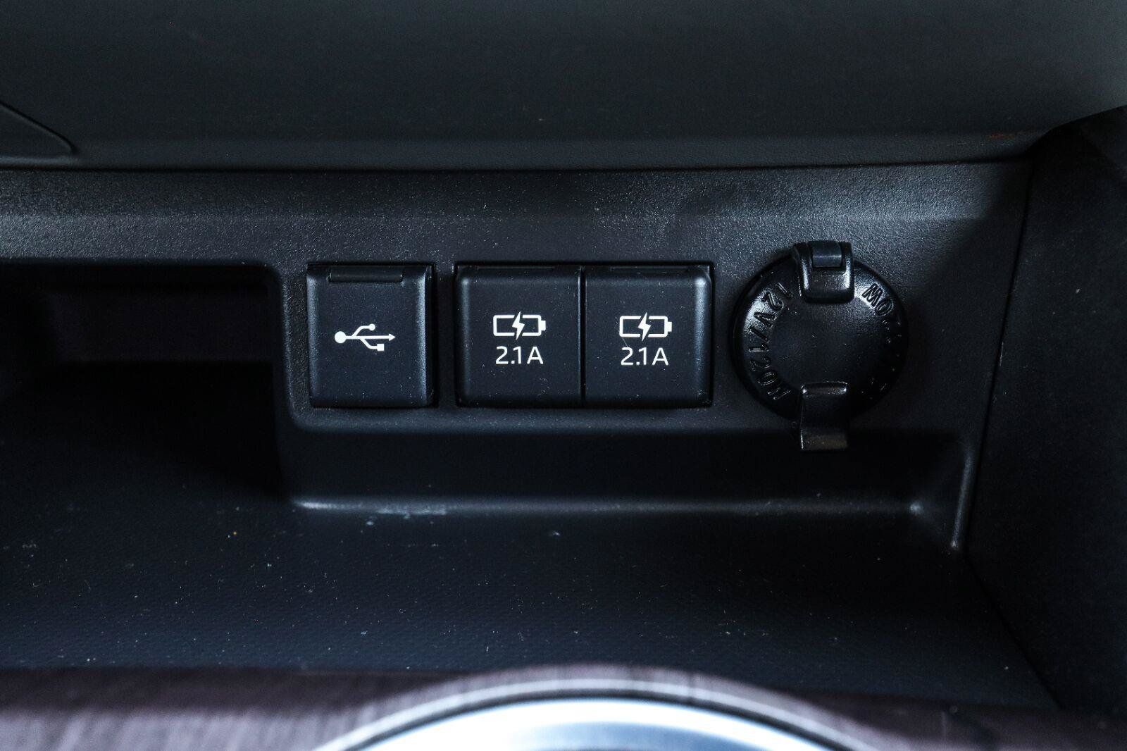 Used 2020 Toyota Highlander Platinum AWD/4WD image 34