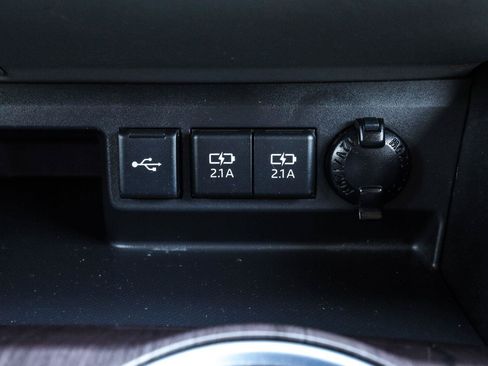 Used 2020 Toyota Highlander Platinum AWD/4WD image 34