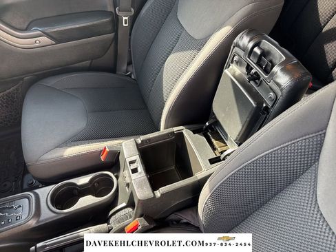 Used 2017 Jeep Wrangler Unlimited Sport image 12