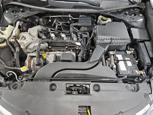 Used 2017 Nissan Altima 2.5 SR image 16