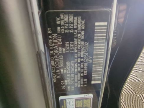 Used 2023 Kia Sorento EX image 46