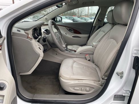 Used 2012 Buick LaCrosse Premium image 12