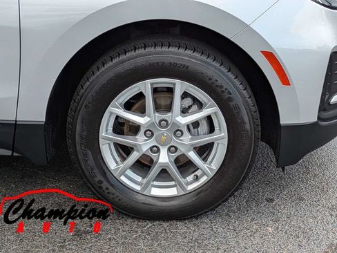 Used 2022 Chevrolet Equinox LS AWD/4WD image 12
