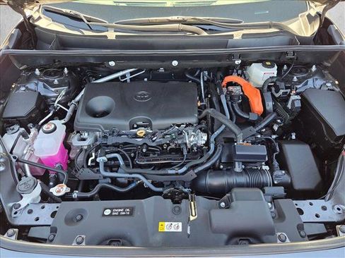 Used 2025 Toyota RAV4 XLE image 22