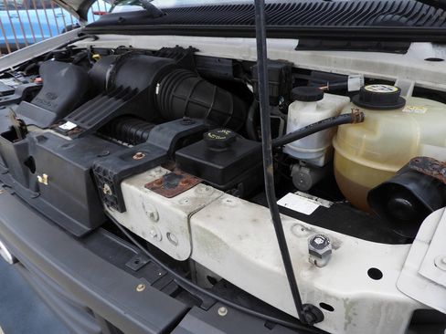 Used 2007 Ford E-150 and Econoline 150 RWD image 32