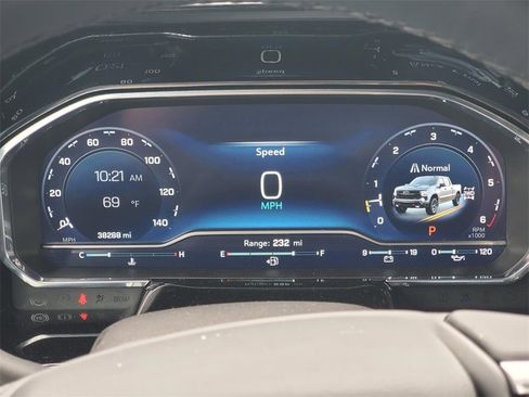 Used 2023 Chevrolet Silverado 1500 LT Trail Boss w/ Convenience Package II image 11