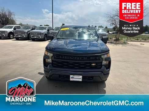 Used 2023 Chevrolet Silverado 1500 Custom AWD/4WD image 1