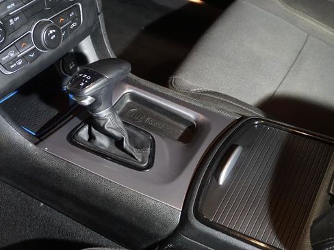 Used 2019 Dodge Charger SXT w/ Blacktop Package image 21