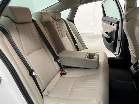 Used 2019 Honda Accord EX-L image 17