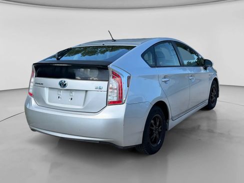 Used 2014 Toyota Prius Two FWD image 5