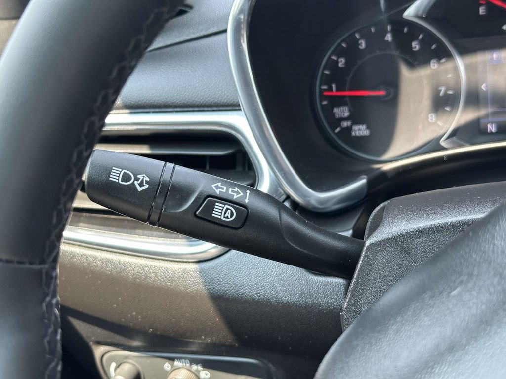 Used 2023 Chevrolet Equinox LT AWD/4WD image 18