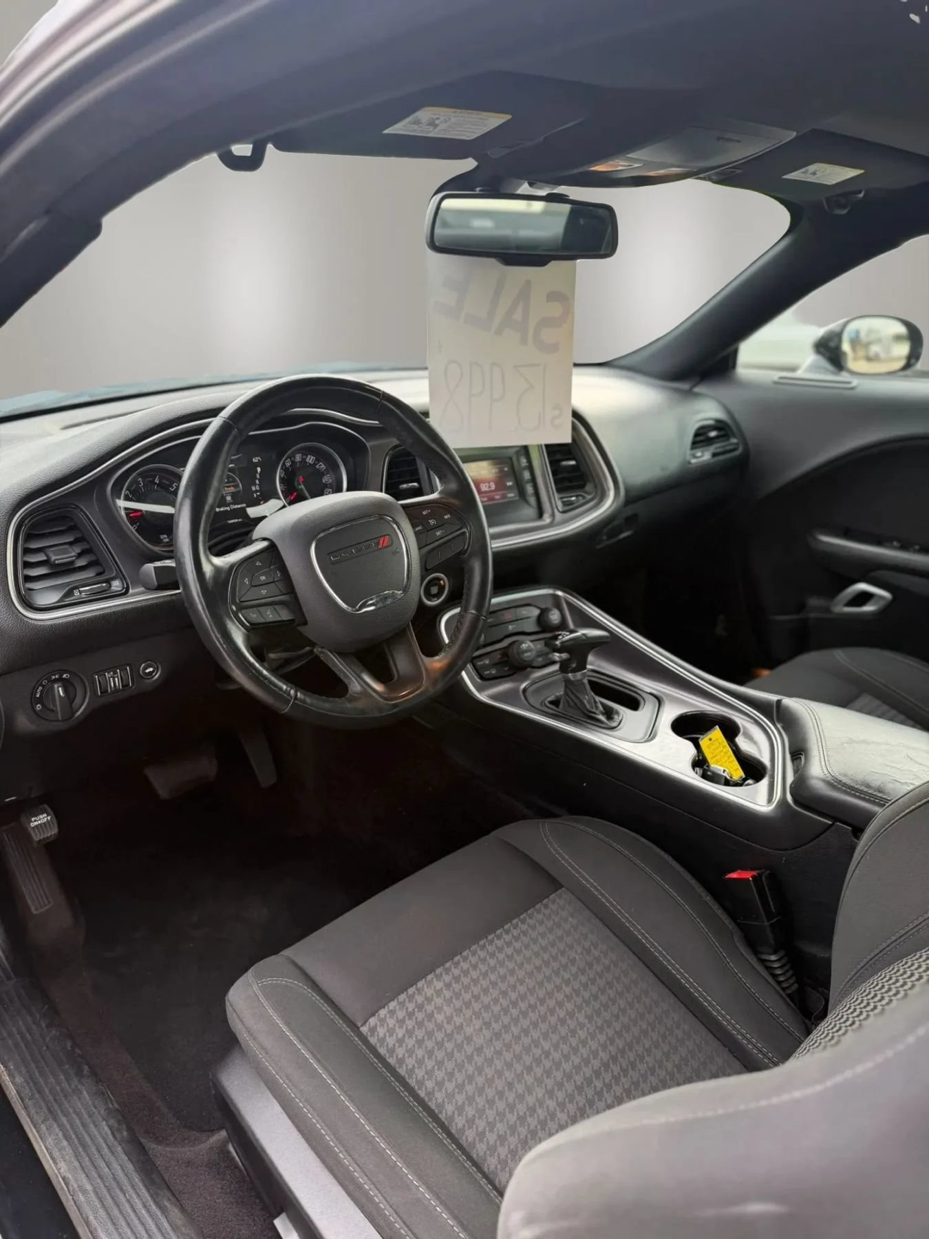 Used 2016 Dodge Challenger SXT w/ Cold Weather Group RWD image 10