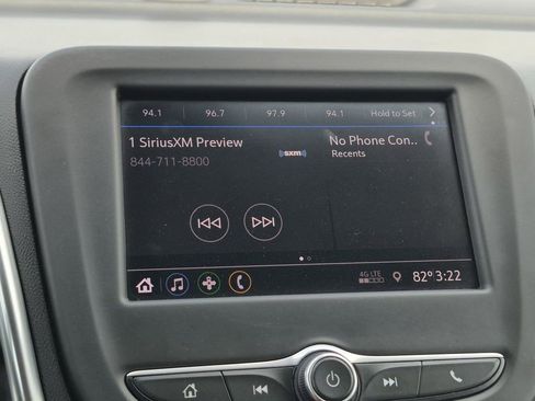 Used 2021 Chevrolet Equinox LT FWD image 30