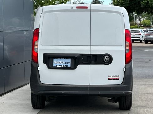 Used 2017 RAM ProMaster City Tradesman w/ Rear Back-up Camera Group FWD image 4