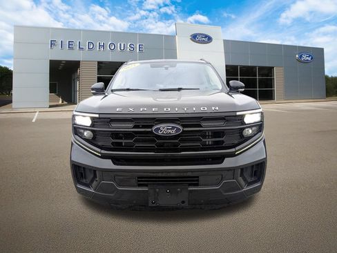 Used 2025 Ford Expedition Max Active AWD/4WD image 2