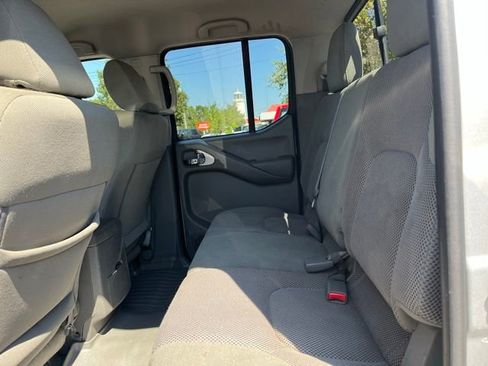 Used 2018 Nissan Frontier SV w/ Value Truck Package image 15