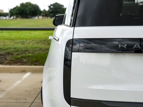 New 2026 Land Rover Range Rover Long Wheelbase SE AWD/4WD image 63