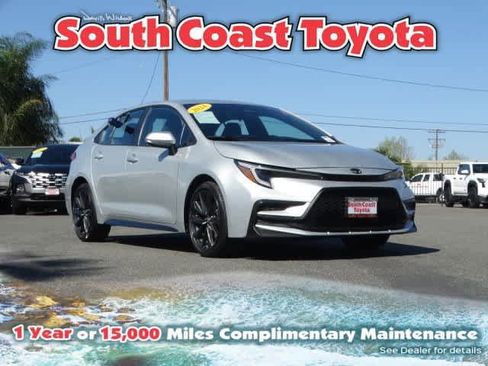 Used 2024 Toyota Corolla SE image 1