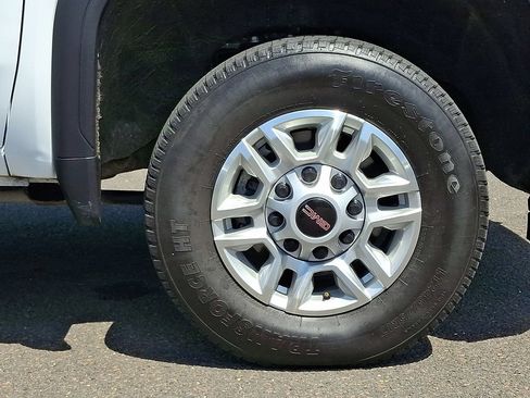Certified 2025 GMC Sierra 2500 Pro w/ Convenience Package AWD/4WD image 8