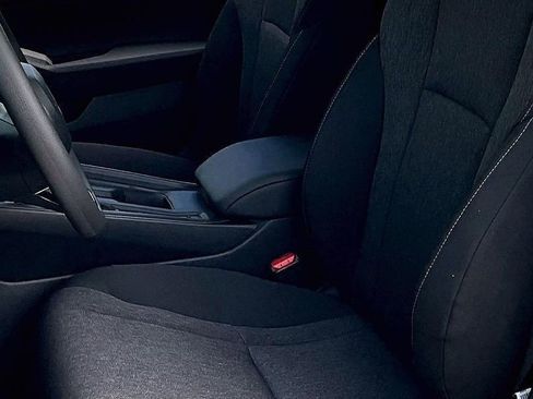New 2026 Honda Accord LX image 11