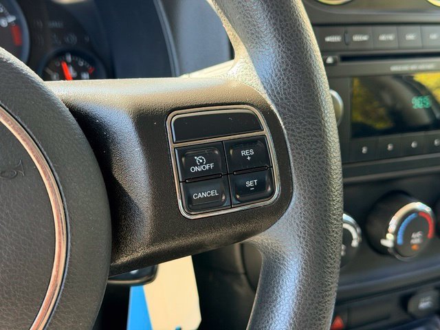 Used 2013 Jeep Patriot Sport AWD/4WD image 10