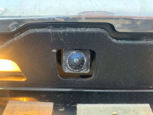 Used 2019 Nissan Rogue SV w/ Premium Package image 15