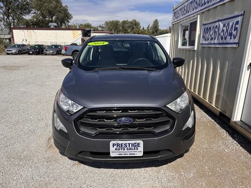 Used 2018 Ford EcoSport S image 2