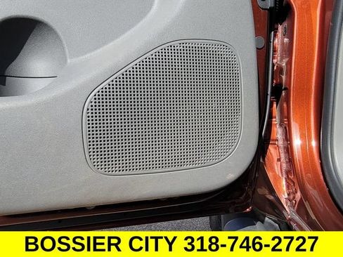 Used 2017 Nissan Frontier Desert Runner RWD image 20