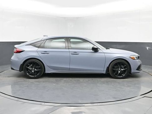 Used 2022 Honda Civic Sport image 11