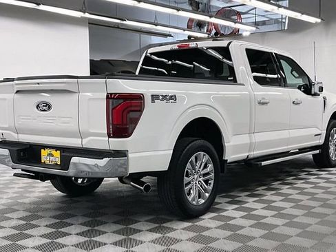 Used 2025 Ford F150 Lariat w/ Equipment Group 502A High AWD/4WD image 14