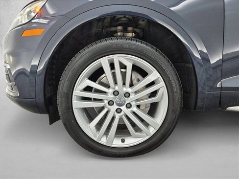 Used 2018 Audi Q5 Prestige w/ Prestige Package AWD/4WD image 28