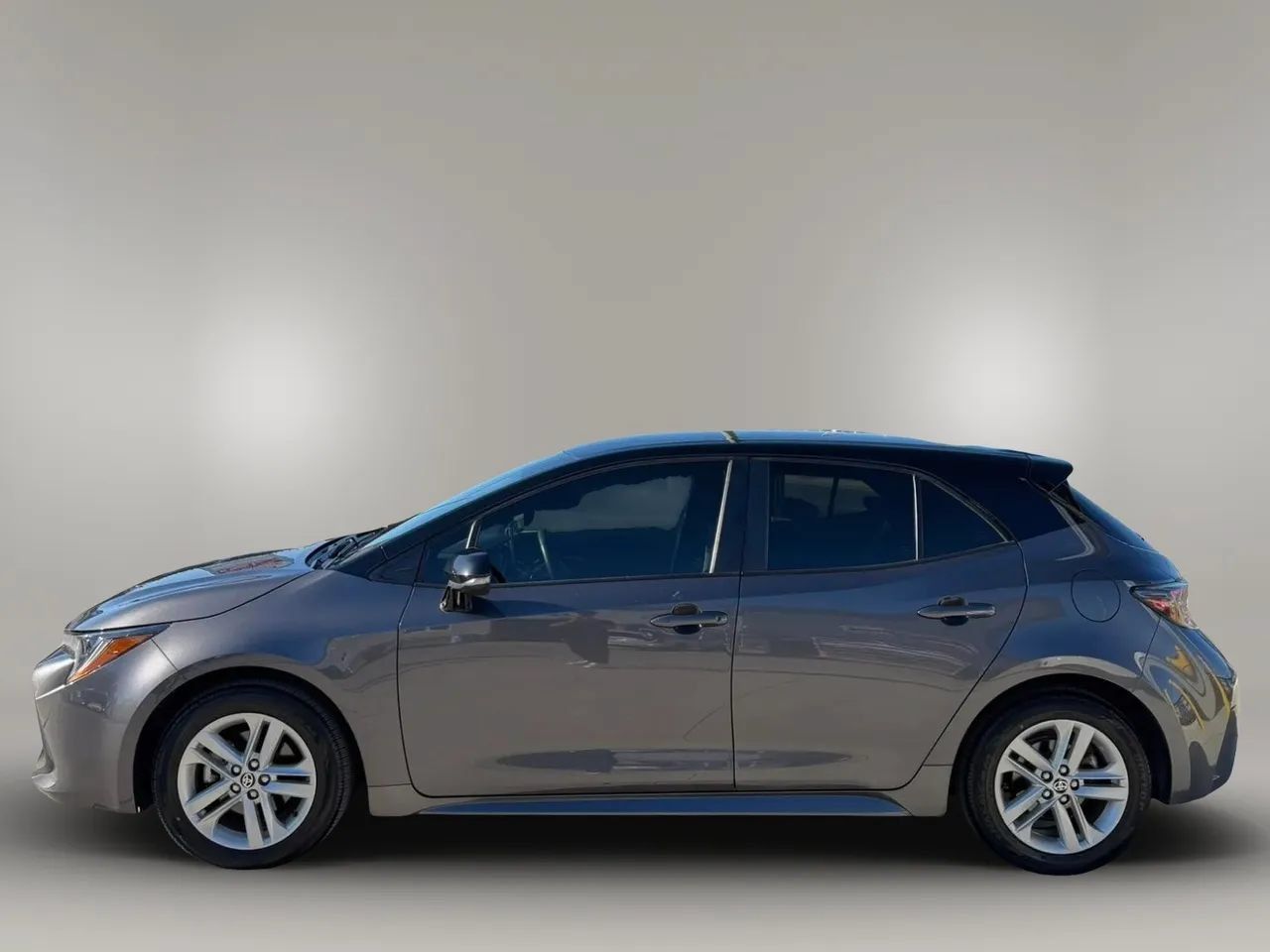 Used 2021 Toyota Corolla SE FWD image 4
