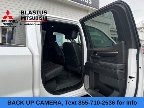 Used 2024 Chevrolet Silverado 1500 High Country w/ Technology Package image 12