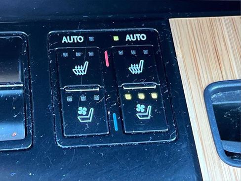 Certified 2022 Lexus RX 350L FWD w/ Premium Package image 33