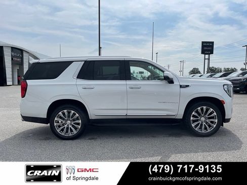Used 2021 GMC Yukon Denali AWD/4WD image 9