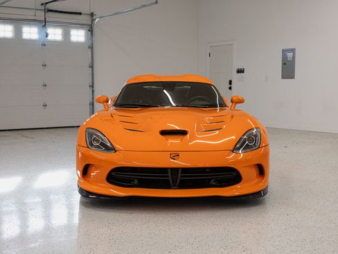 Used 2014 SRT Viper SRT-10 image 4